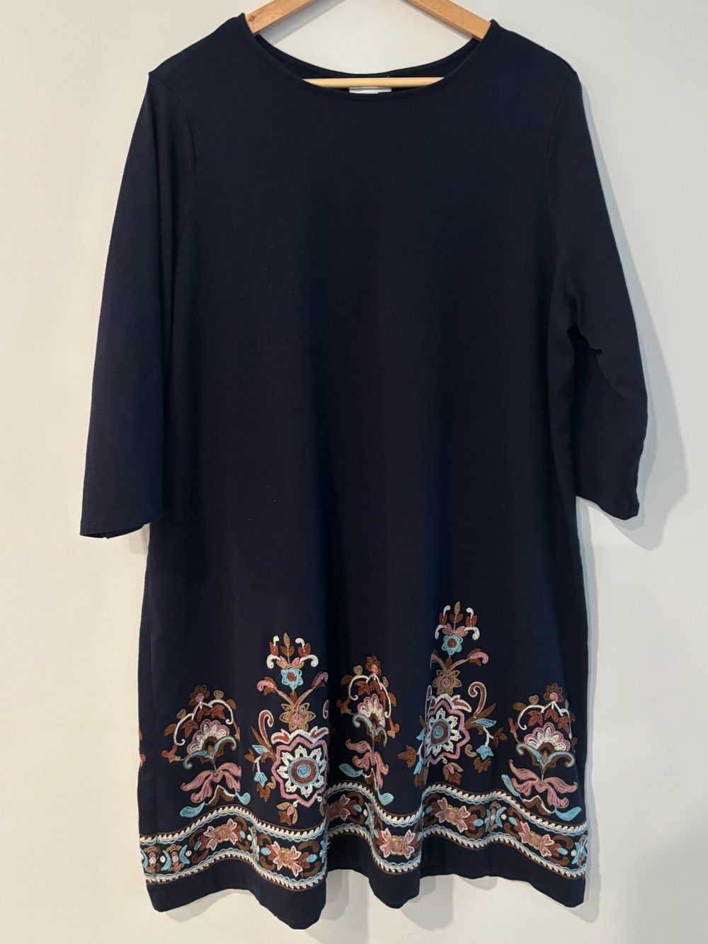 J. Jill Navy Embroidered Shift Dress Boho Floral Hem 3/4 Sleeve - Picture 6 of 7